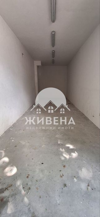 Продава се Гараж / Паркомясто в Варна, Колхозен пазар - 32 кв.м за 1938 €/кв.м - Снимка #1
