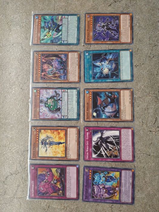 Продавам Yu-Gi-Oh карти