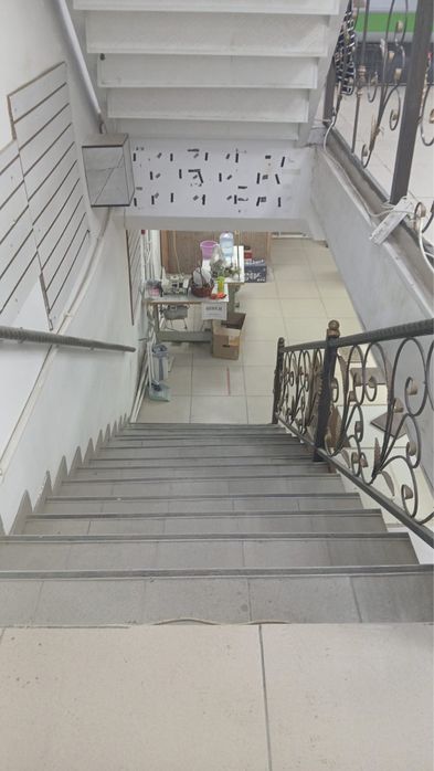 Сдам в аренду цокольный этаж