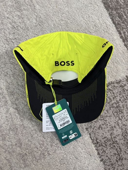 Aston Martin F1 Team x Boss шапка с козирка (Фернандо Алонсо)
