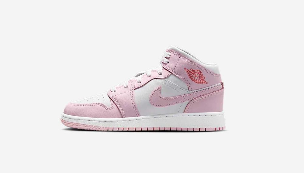 Nike Air Jordan 1 Mid Pink Foam / White / Fire Red – розови маратонки