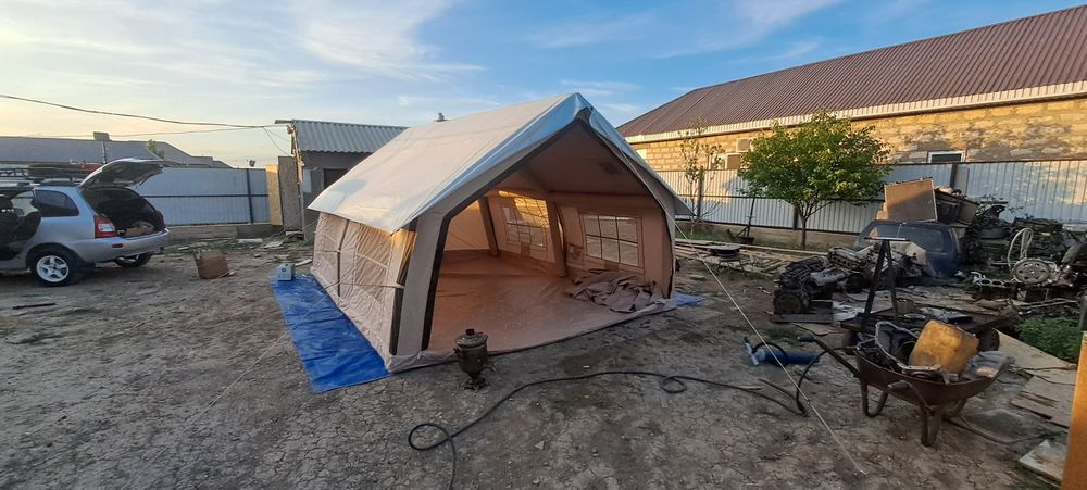 Надувная палатка