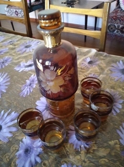 Графин с рюмками производства СССР