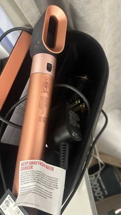 Dyson Airwrap id HS08