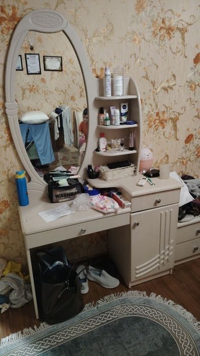 Продам спальни гарнитур