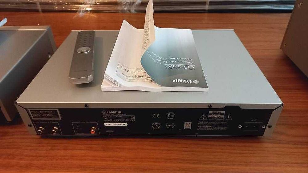 CD Player Yamaha CD-S700