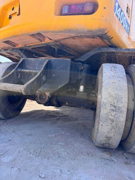 Сотилади экскаватор Hyundai 1400 лик 2004 йил