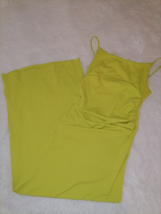 Дълга жълта рокля Zara