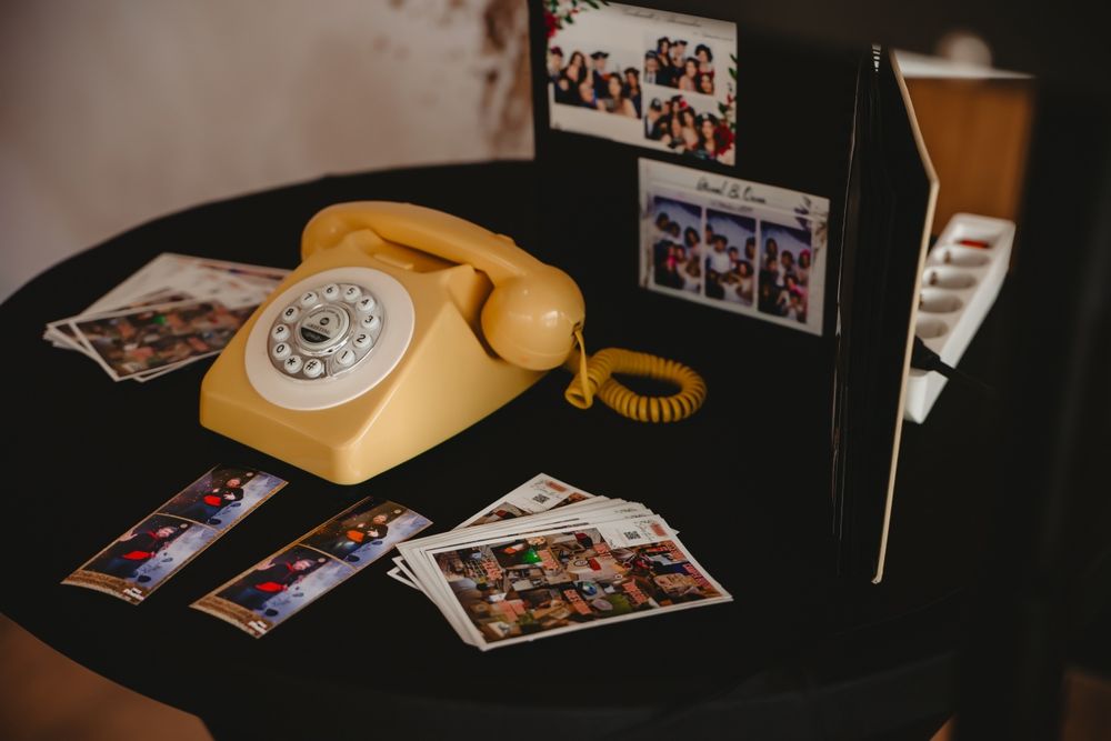Cabina telefonica - Audio / Video Guestbook  - Vogue Booth - Magazine