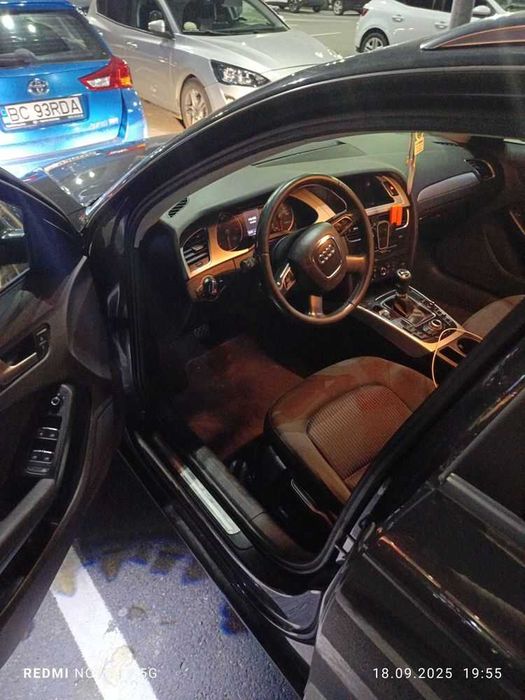 Vand sau schimb Audi A4 b8