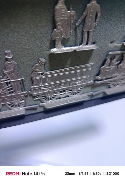 Тенекиени фигурки