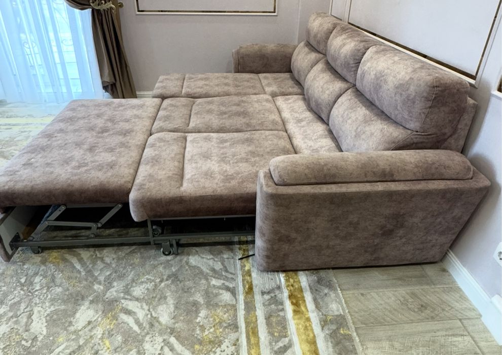 Срочно продам диван