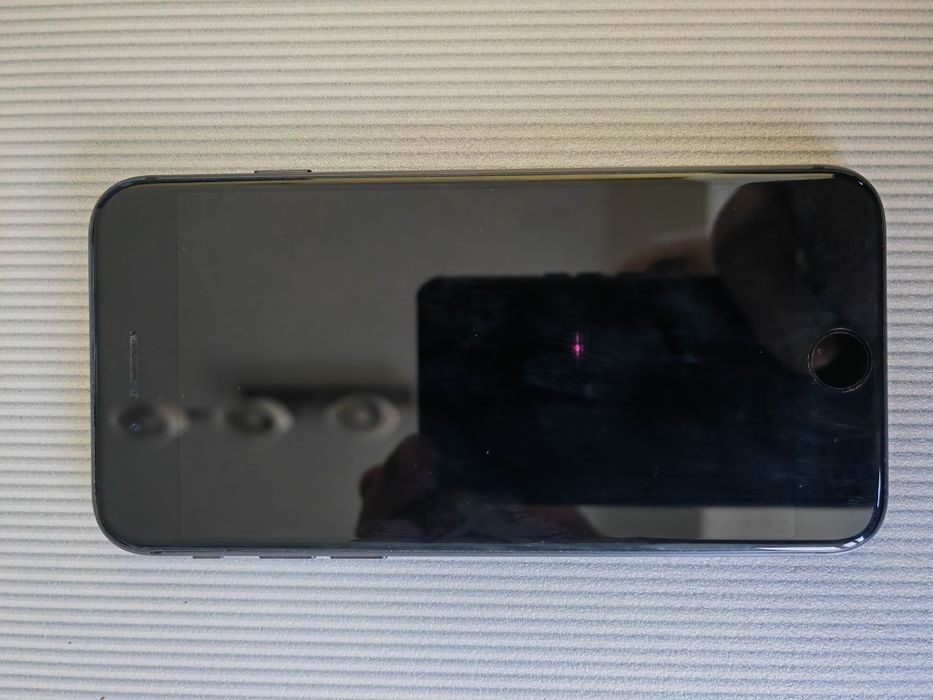 IPhone 8,64GB,100% батерия,OS 16.7.15