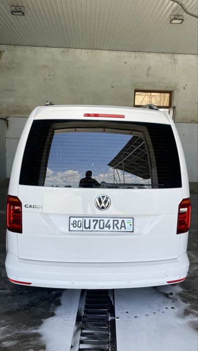 Wolsvagen caddy 2022 yil