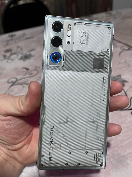 Redmegic 9 pro  очень хорошими качеством