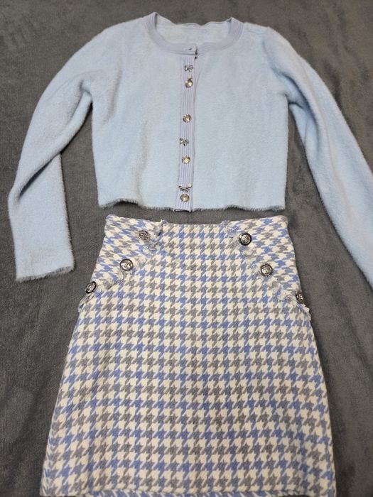 Къси жилетки бежова и синя Avin пола