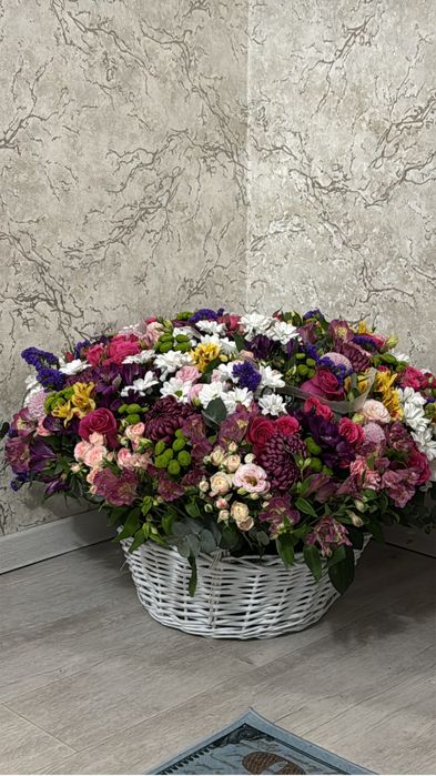 Цветы 100к    Сам букет стоит 150к