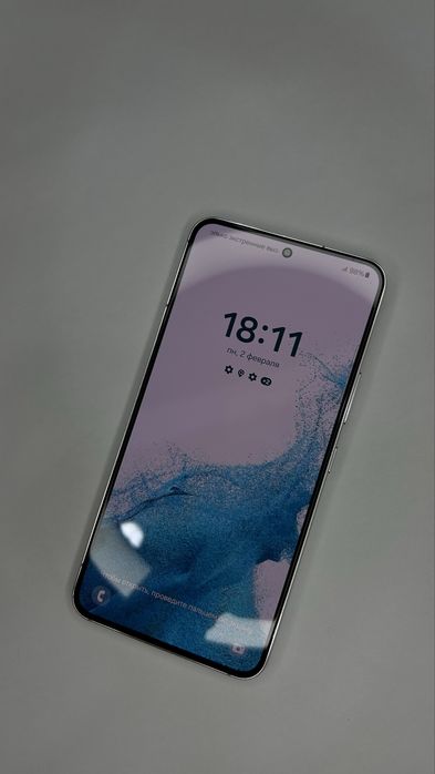 Samsung Galaxy S 22 в идеальном состоянии