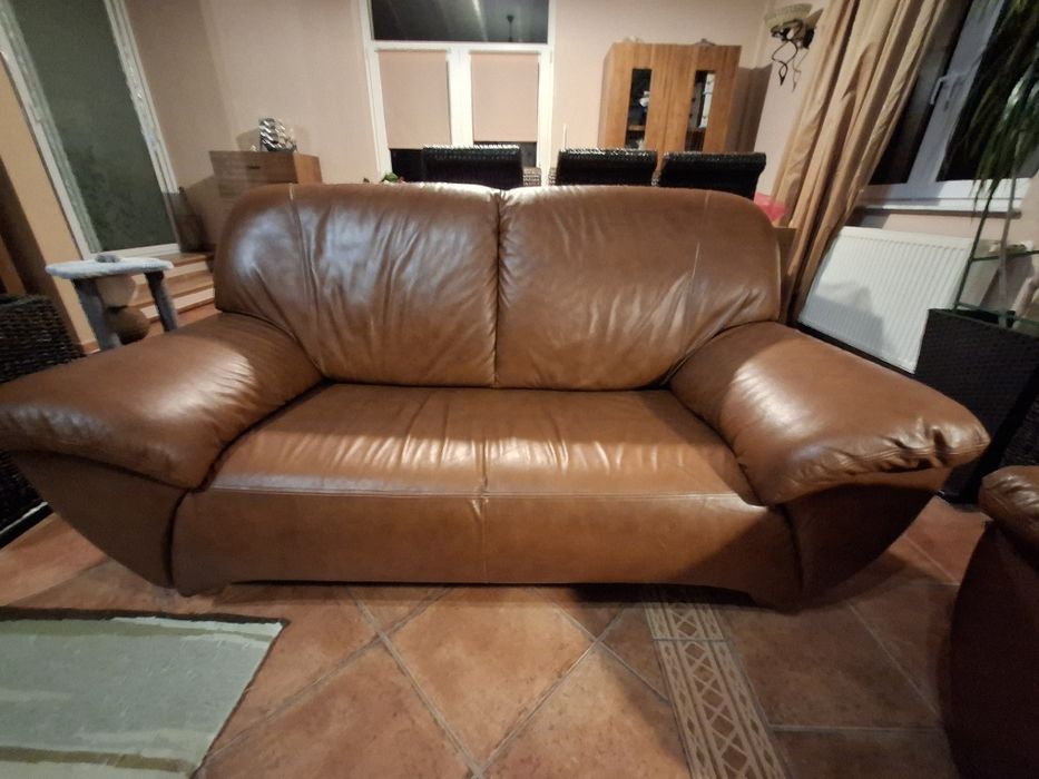 Canapea din piele maro, 2 locuri