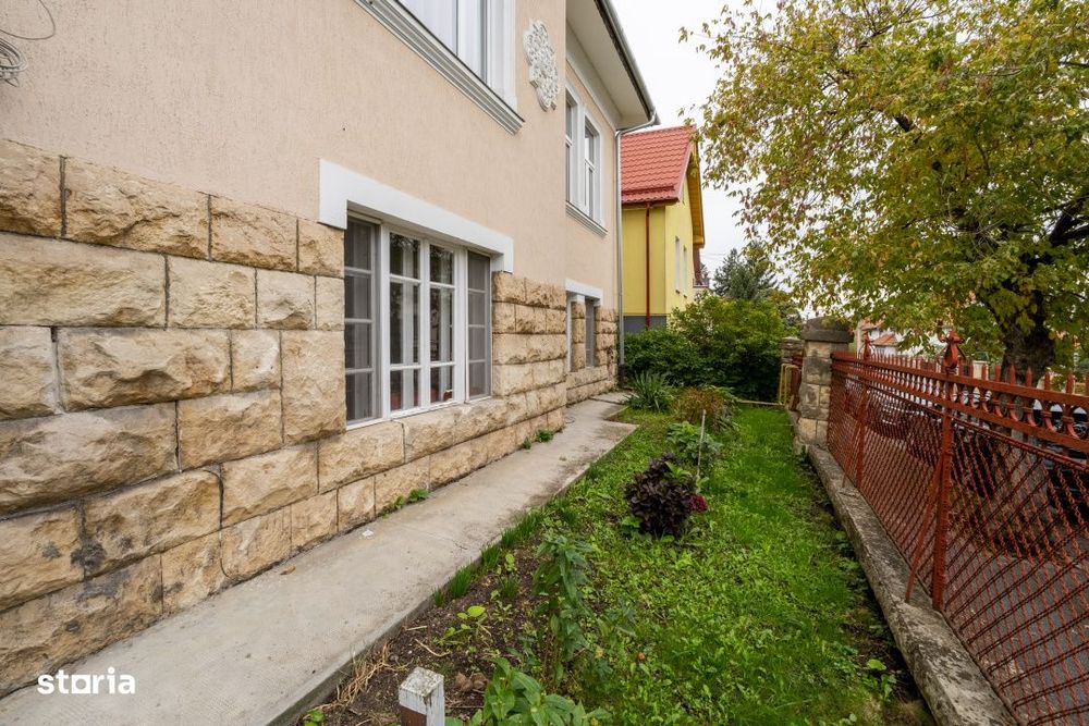 Casa de vanzare in Andrei Muresanu – zona exclusivista!