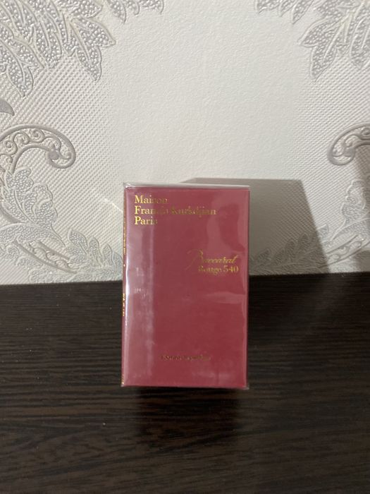 Парфюм Бакарат