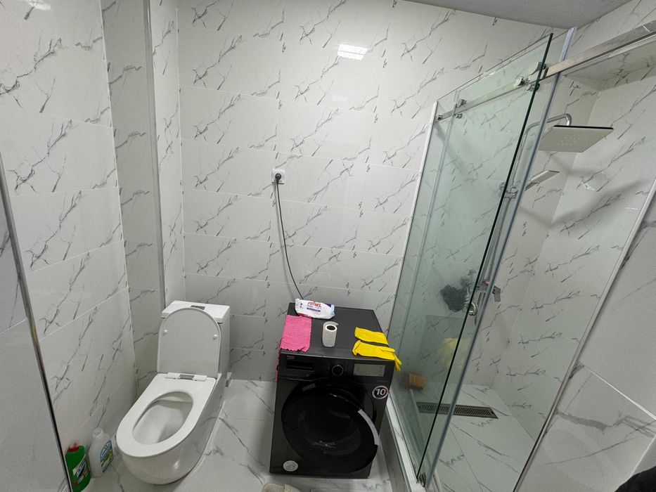 uy shoshilinch  sotiladi