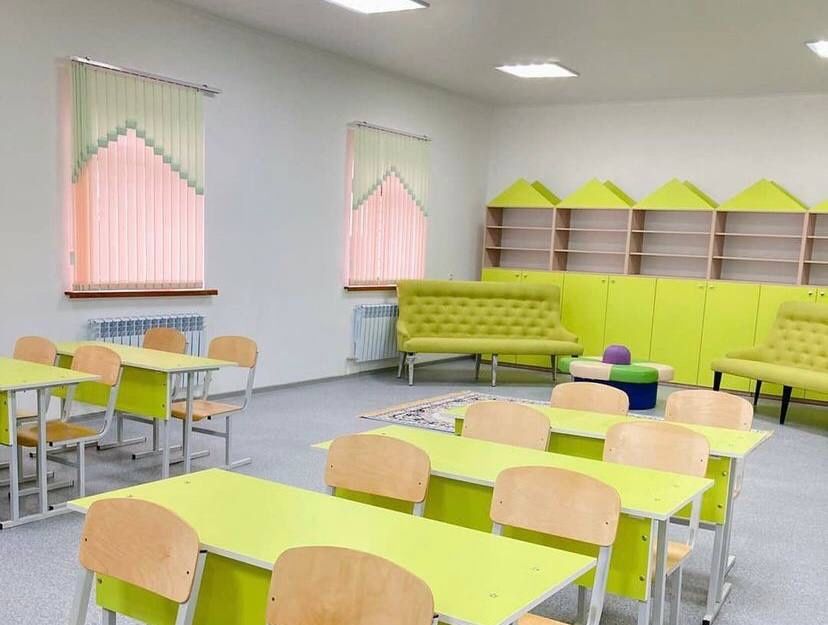 Школьная парта на заказ и оптом