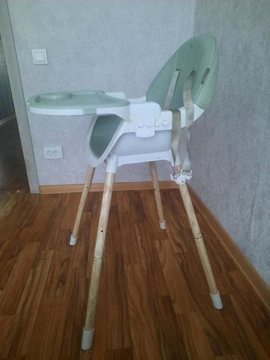 Продам детский стульчик для кормления