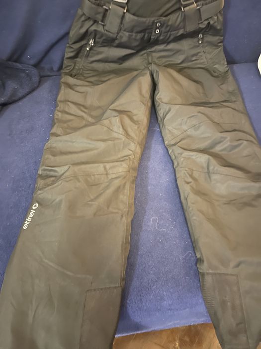 Vand pantaloni ski sau snowboard etirel