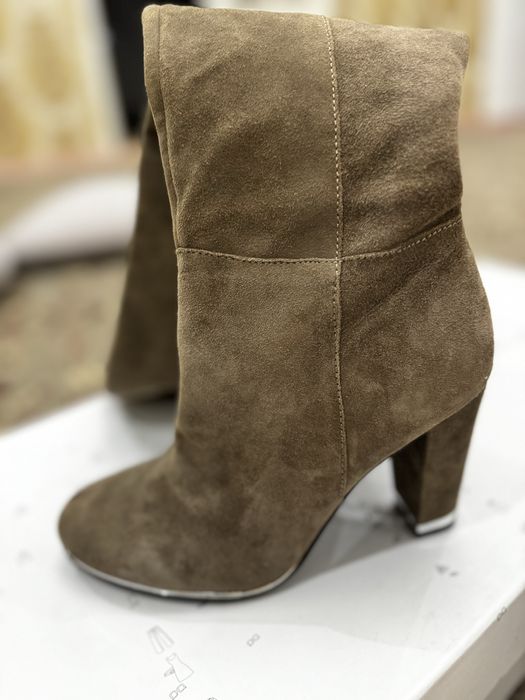 Сапогиии от Max&Co