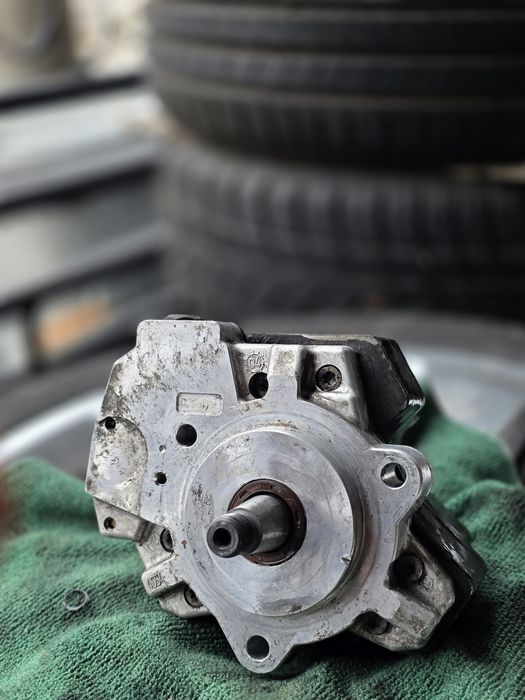 Горивна помпа R90 BMW