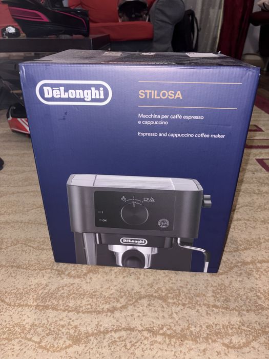 Vând Espressor DeLonghi nou nouț