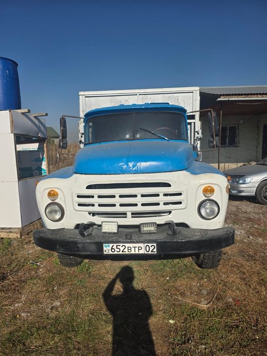 ЗИЛ 130.   ЗИЛ 130