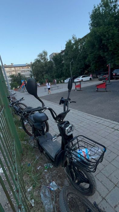 Продаётся электроскутер Kiwo