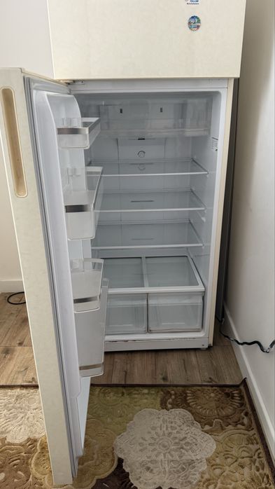 Холодильник продам