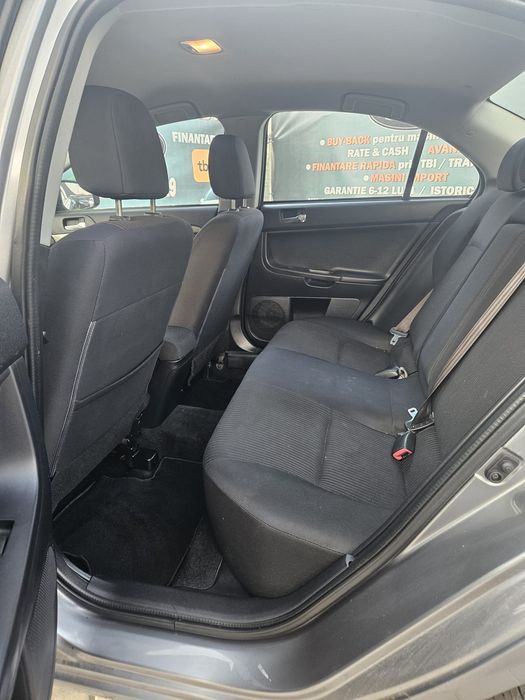 Mitsubishi Lancer  1.6 benzina euro 6 !