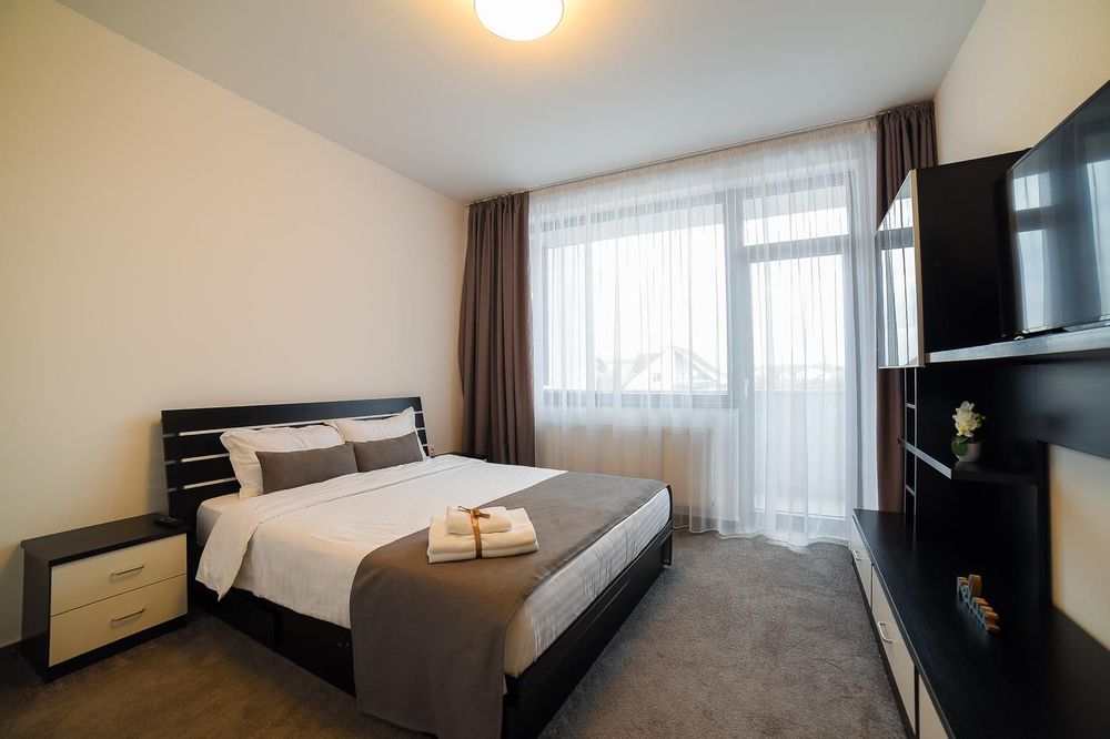 Inchiriere Apartament zona Coresi 4