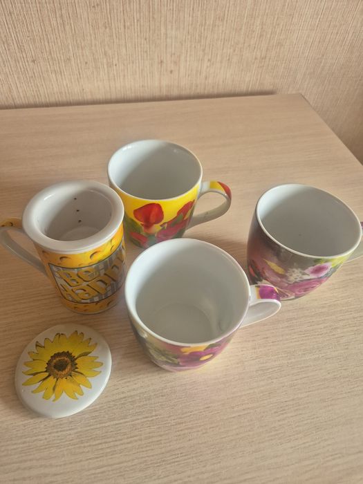Продам посуду кружки