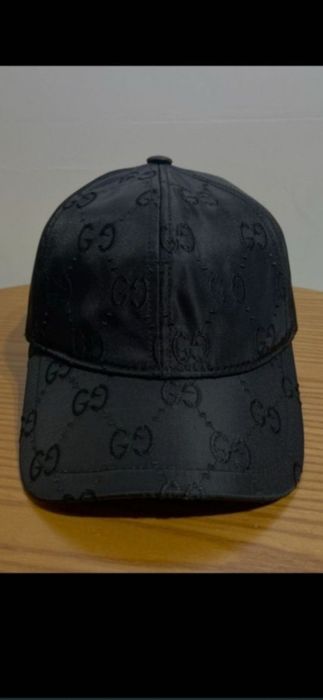 Șapcă  Chanl, Mncl*, Gucci, model 2026, preț fix