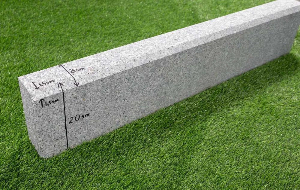 Гранитные поребрики L×200×80 мм