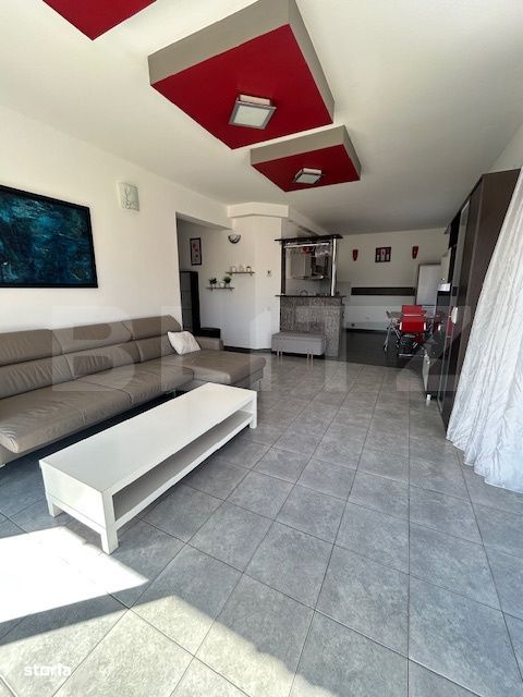 Apartament cu 2 camere, 60 mp + 60 mp terasa (penthouse) - Europa, Zor — fotografia 3