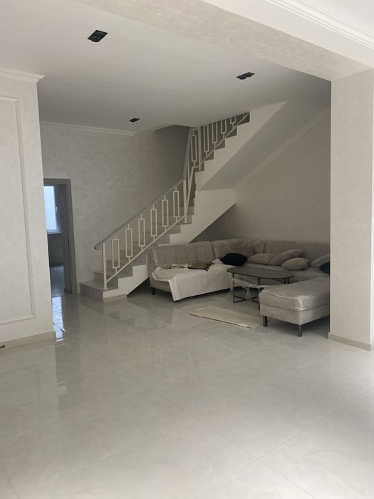 Продается Коттедж ориентир Азербайджанский центр