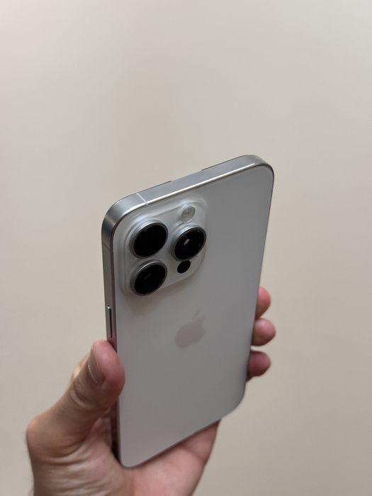 Iphone 15 Pro Max. 256гб. 93%