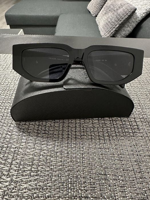 Слънчеви очила prada