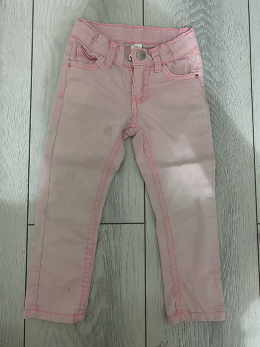 отдам даром детскую одежду