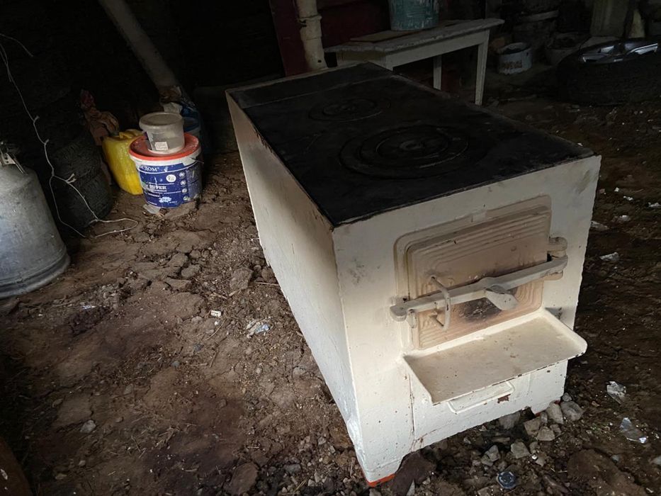 Угольный печь продам