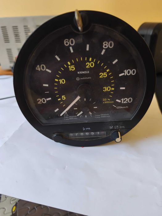 Аналогов тахограф 1318