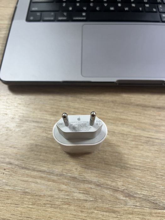 Iphone golovka 20w orginal