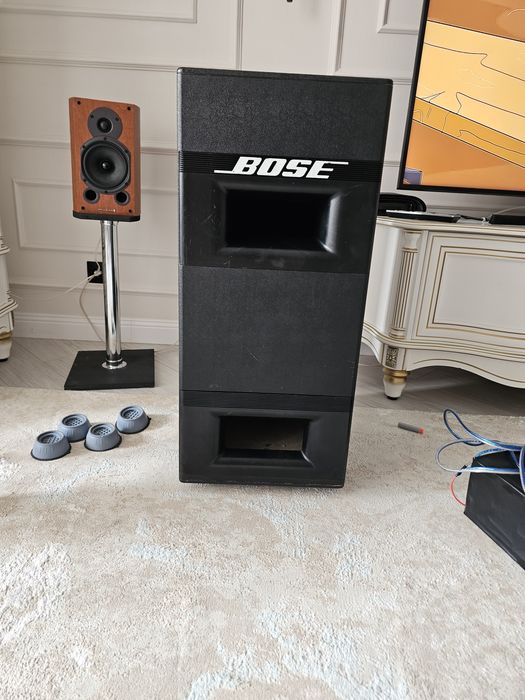 Саббуфер Bose пройзведен в Канаде