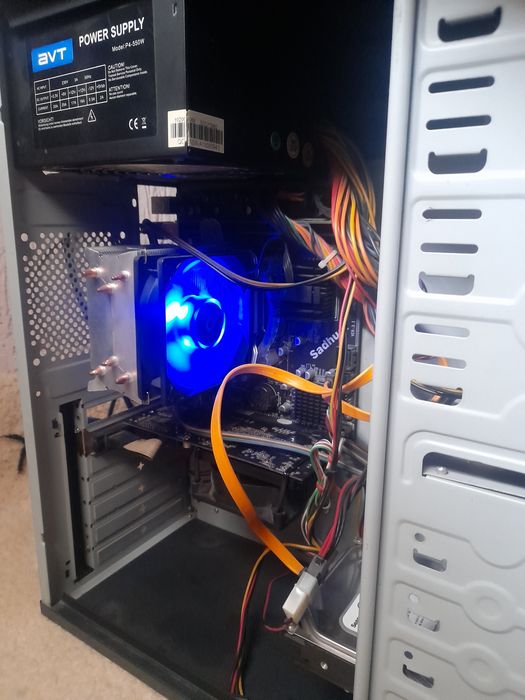 Кампьютер сотилади